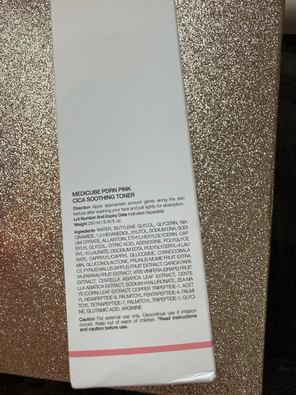 NIB 8.45oz Medicube PDRN Pink Cica Soothing Toner - Pink